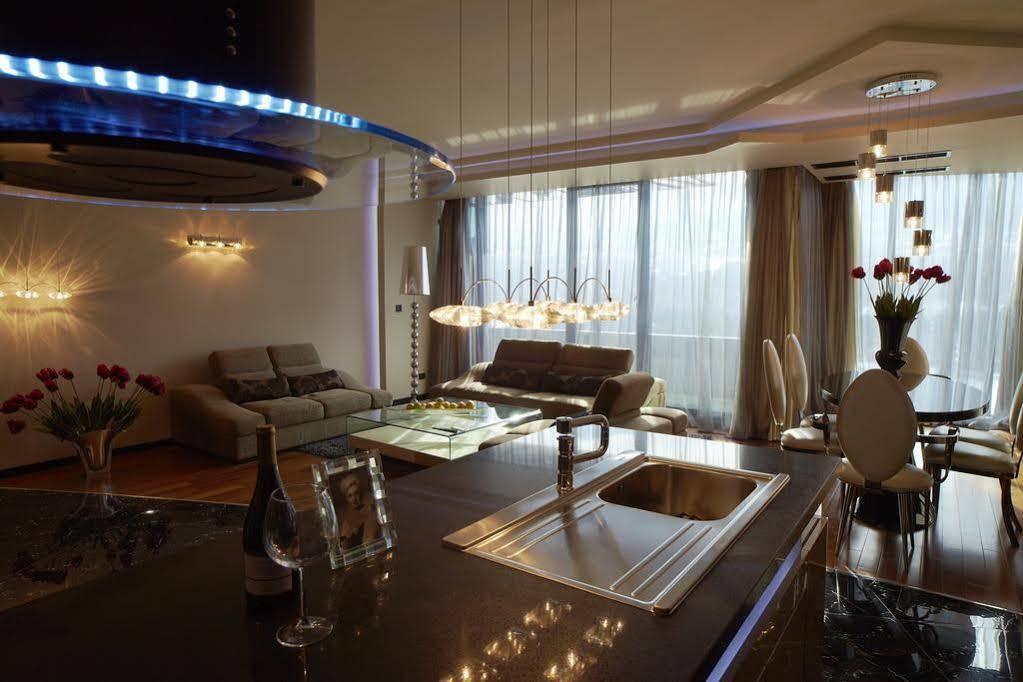 Hotel Emirates Sofia Buitenkant foto
