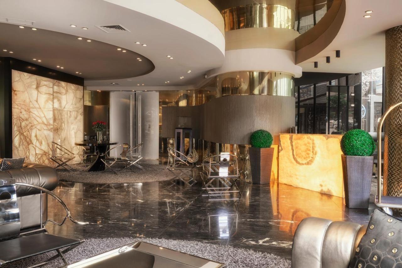 Hotel Emirates Sofia Buitenkant foto